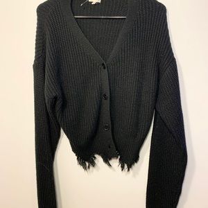 𝘓𝘰𝘯𝘨 𝘴𝘭𝘦𝘦𝘷𝘦 𝘤𝘳𝘰𝘱 𝘴𝘸𝘦𝘢𝘵𝘦𝘳